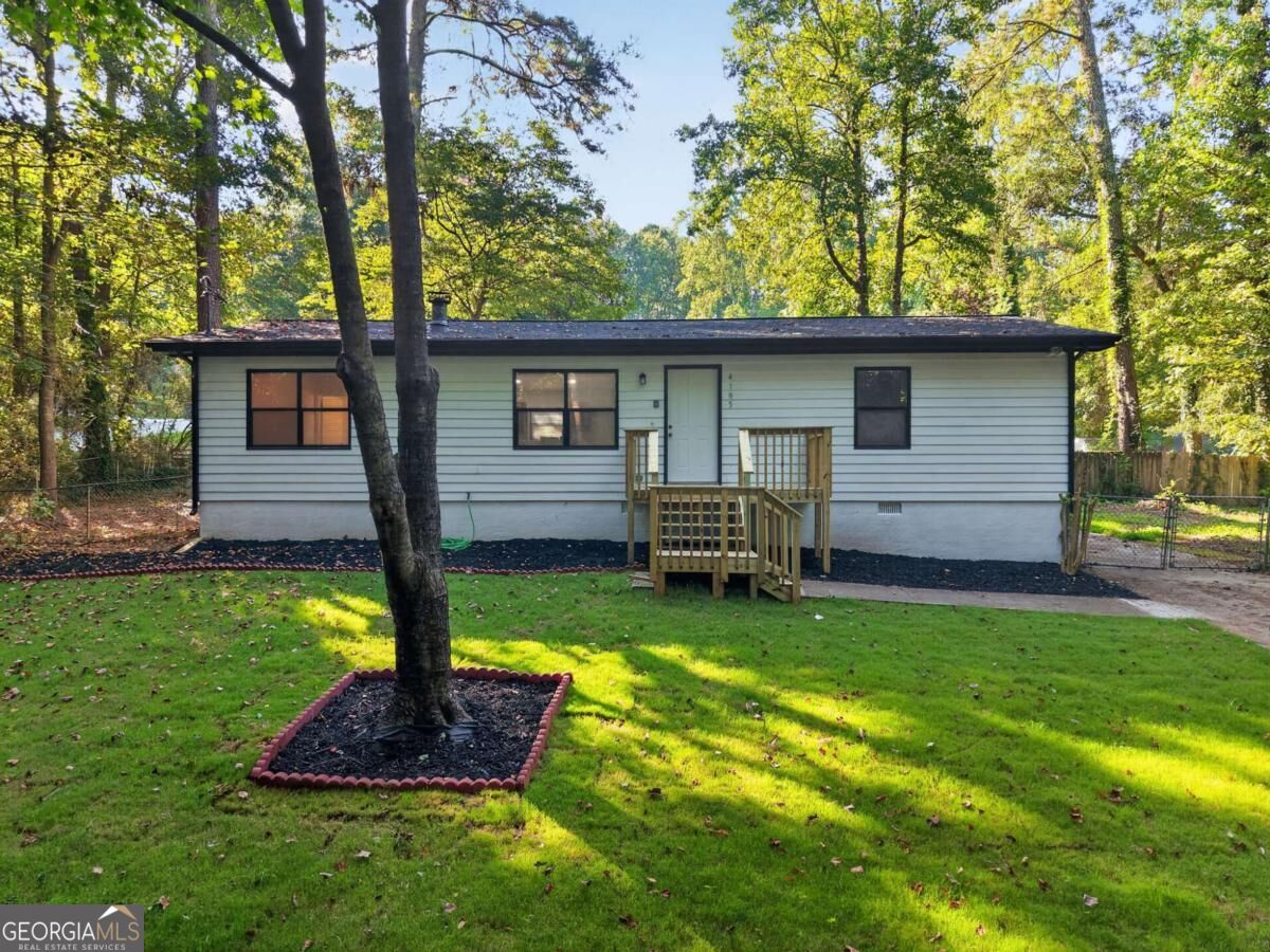 4185 Bradley DR