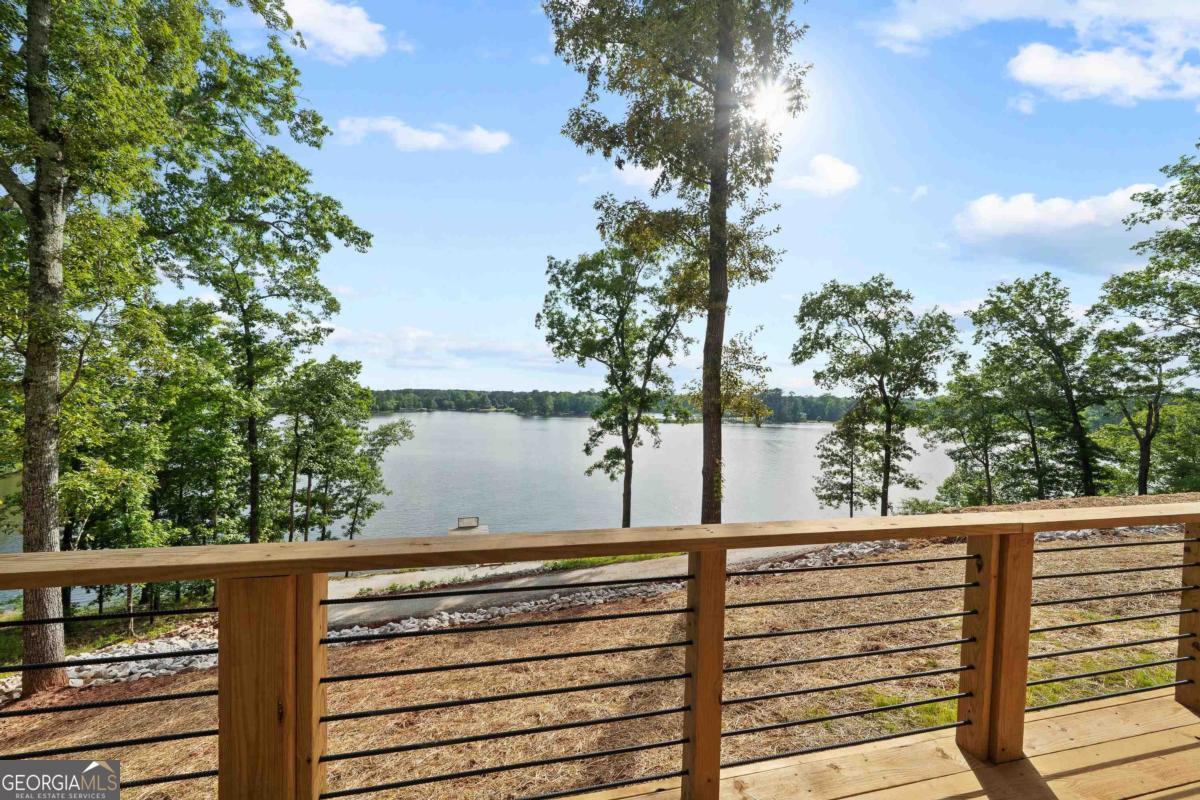 631 Susan Davis RD