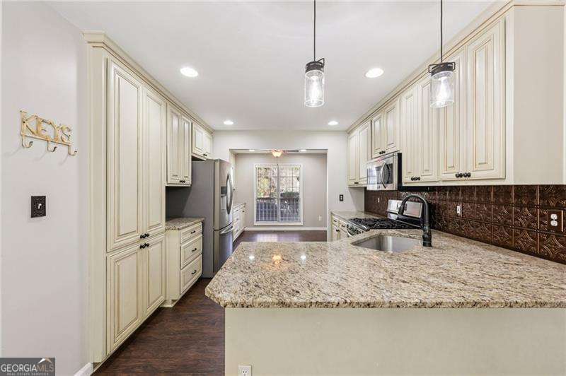Walnut Grove - Residential