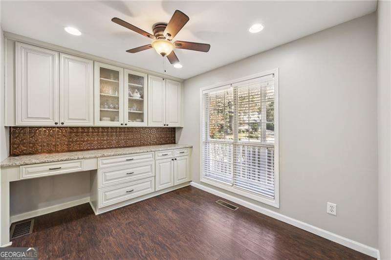 Walnut Grove - Residential