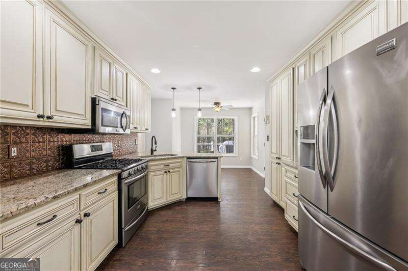 Walnut Grove - Residential