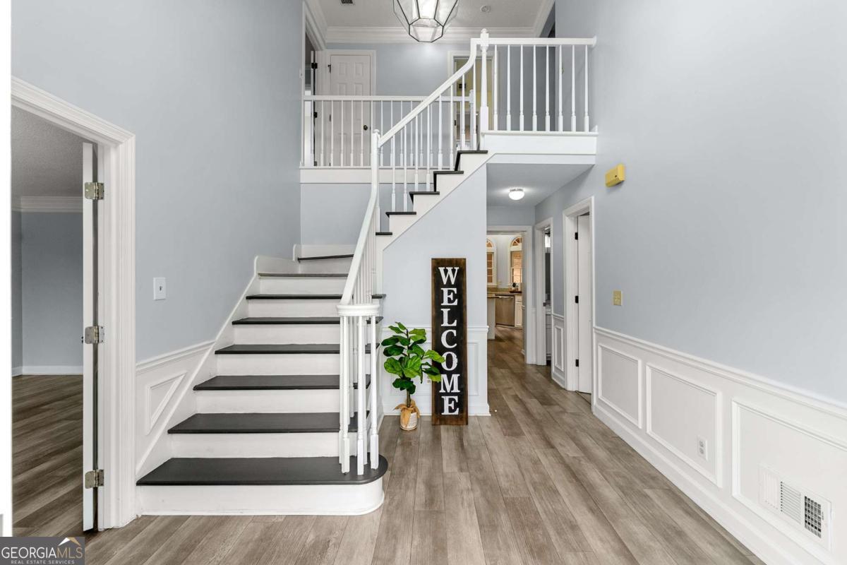 125 Sandridge CT