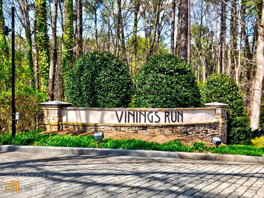 Vinings Run - Residential