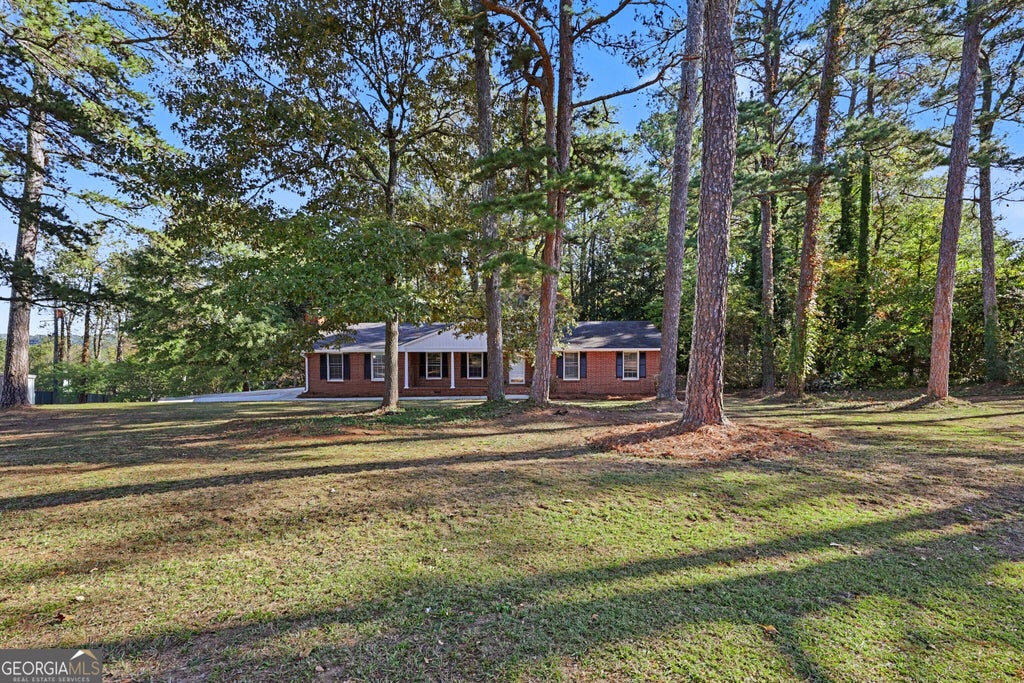 Photo of 296 Craig Drive, Lawrenceville, GA 30046 (MLS # 10879398)