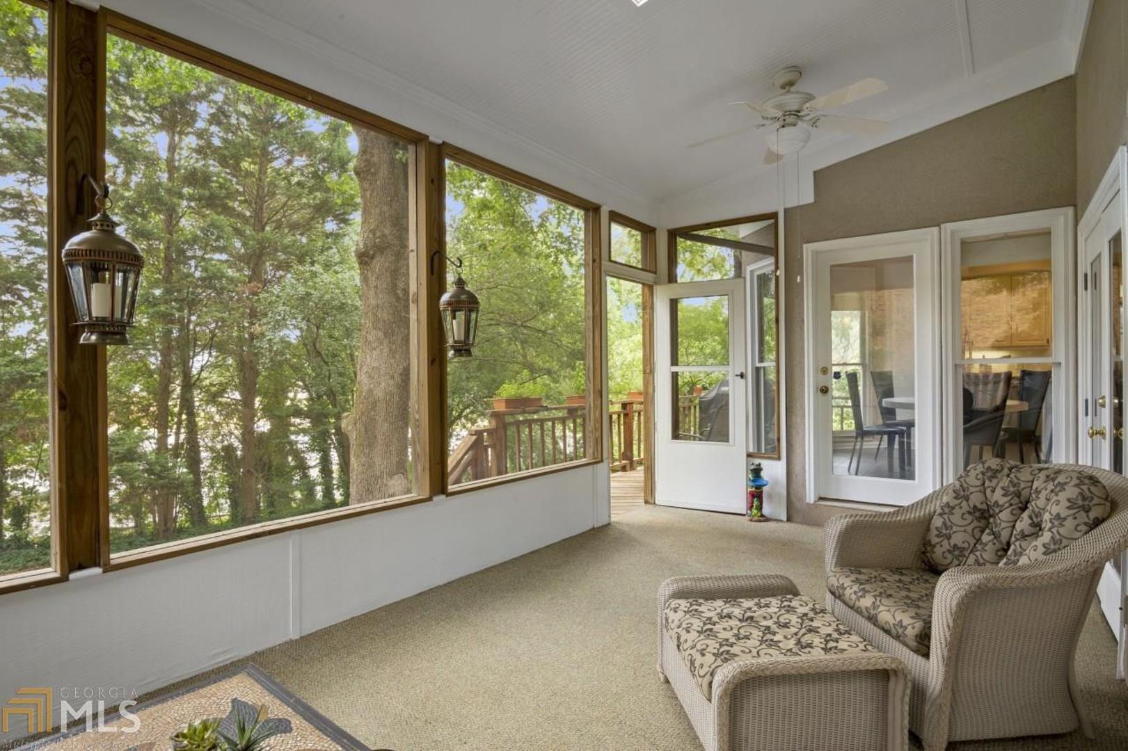 Hampton Woods - Residential