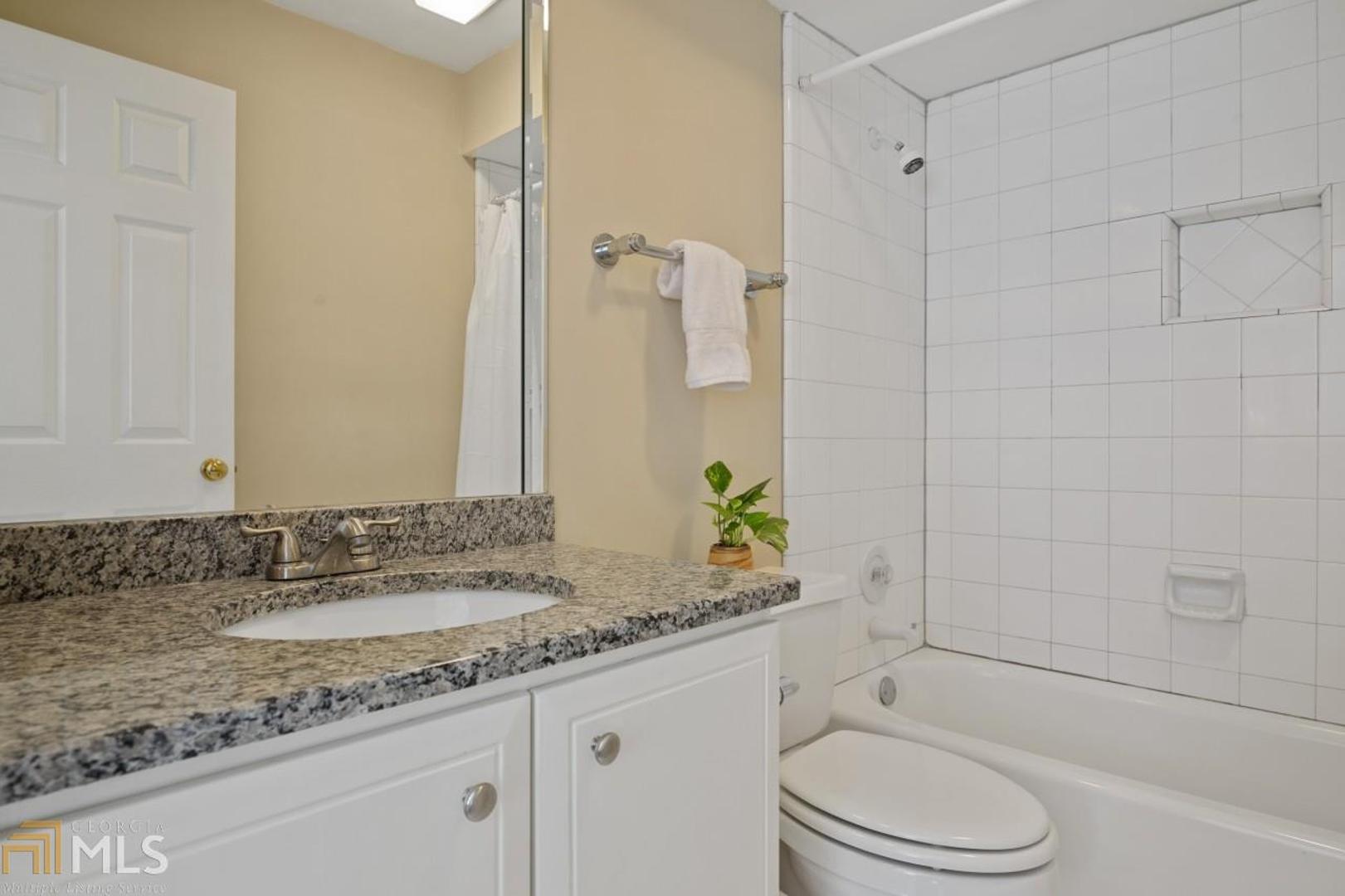 Hampton Woods - Residential