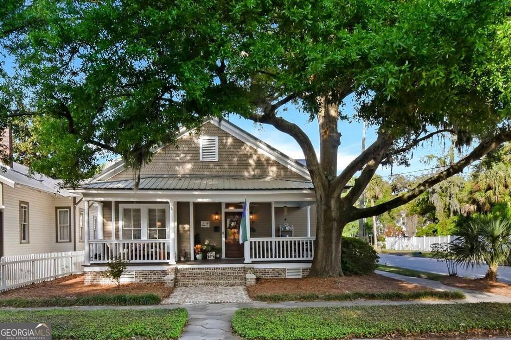 Photo of 600 Union Street, Brunswick, GA 31520 (MLS # 10733304)