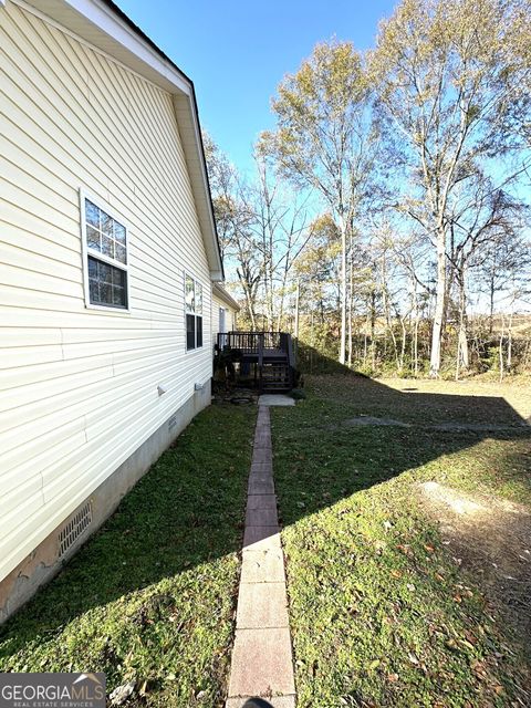 A home in Hoschton