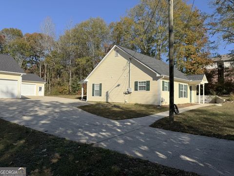 A home in Hoschton