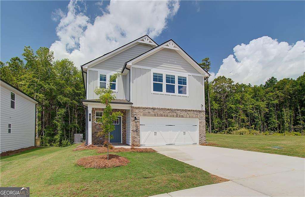 33 Cedar DR