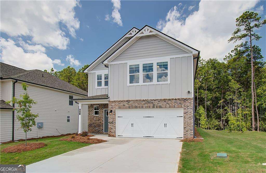 33 Cedar DR