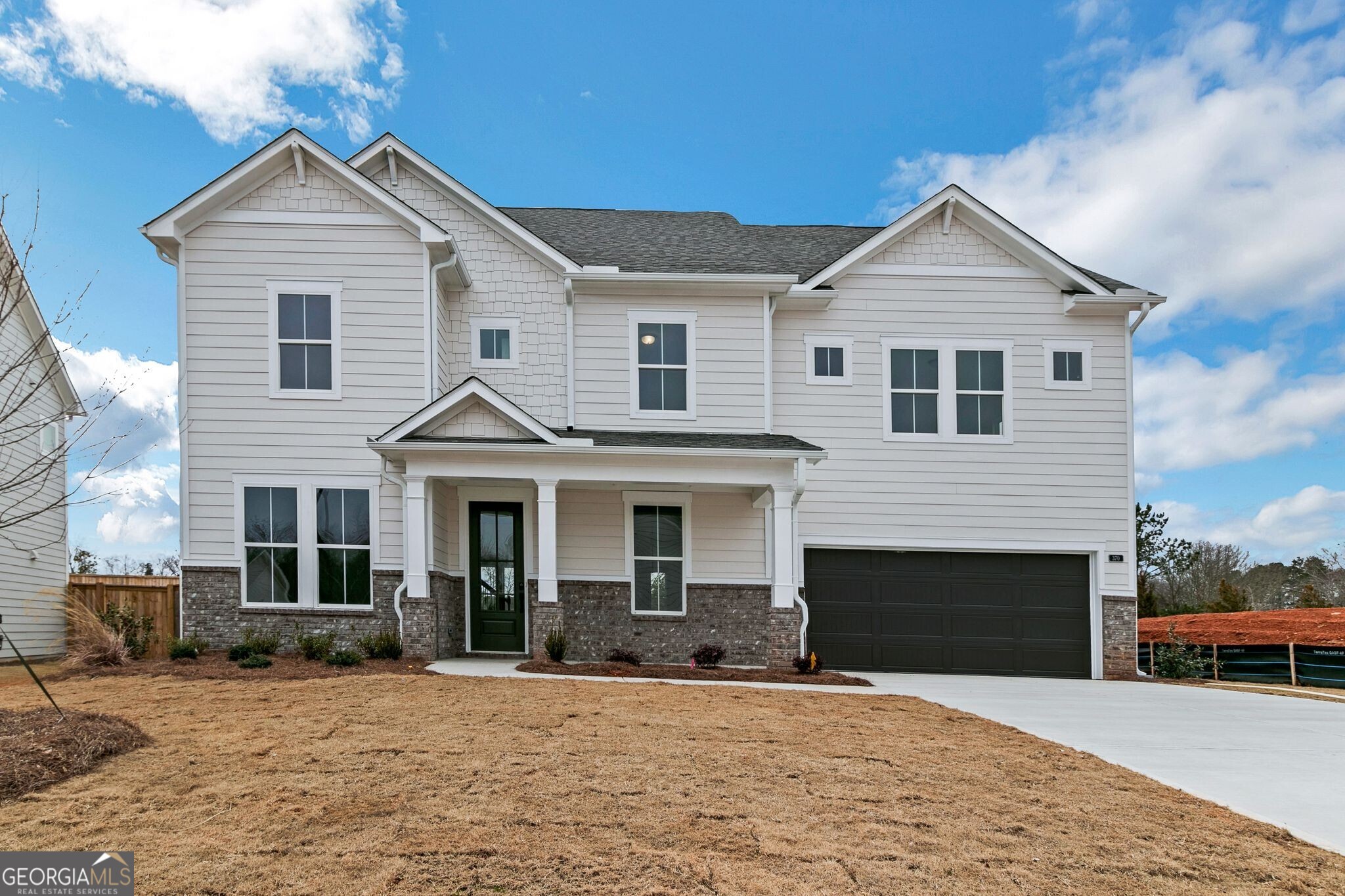 370 Red Wood LN