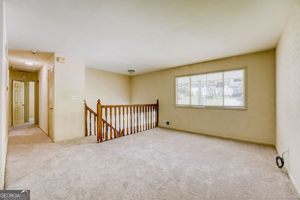 Photo of 1340 Pineglen Drive, Riverdale, GA 30296 (MLS # 10730673)