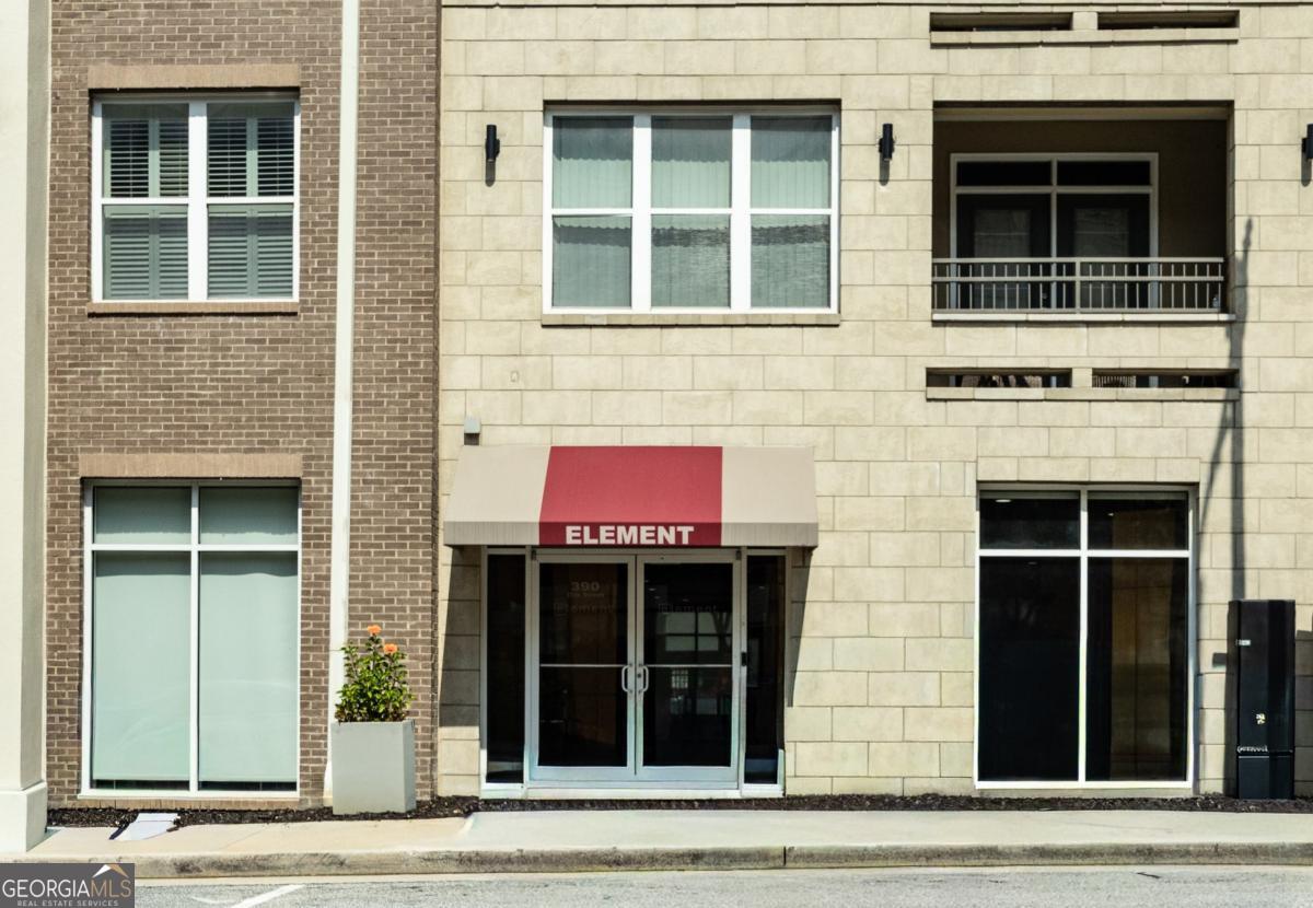390 17th ST NW 4018