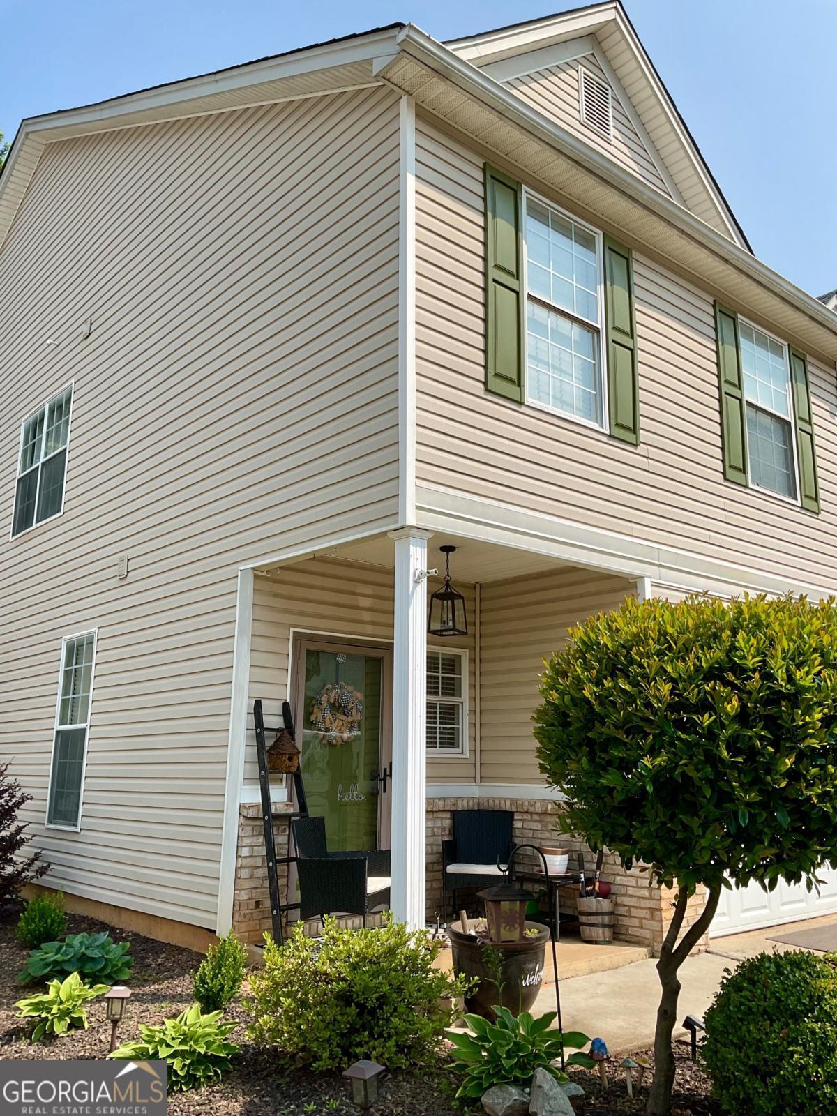 4863 Beacon Ridge LN