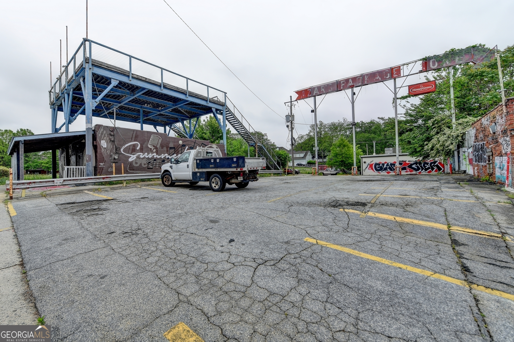 Summerhill - Commercial Sale