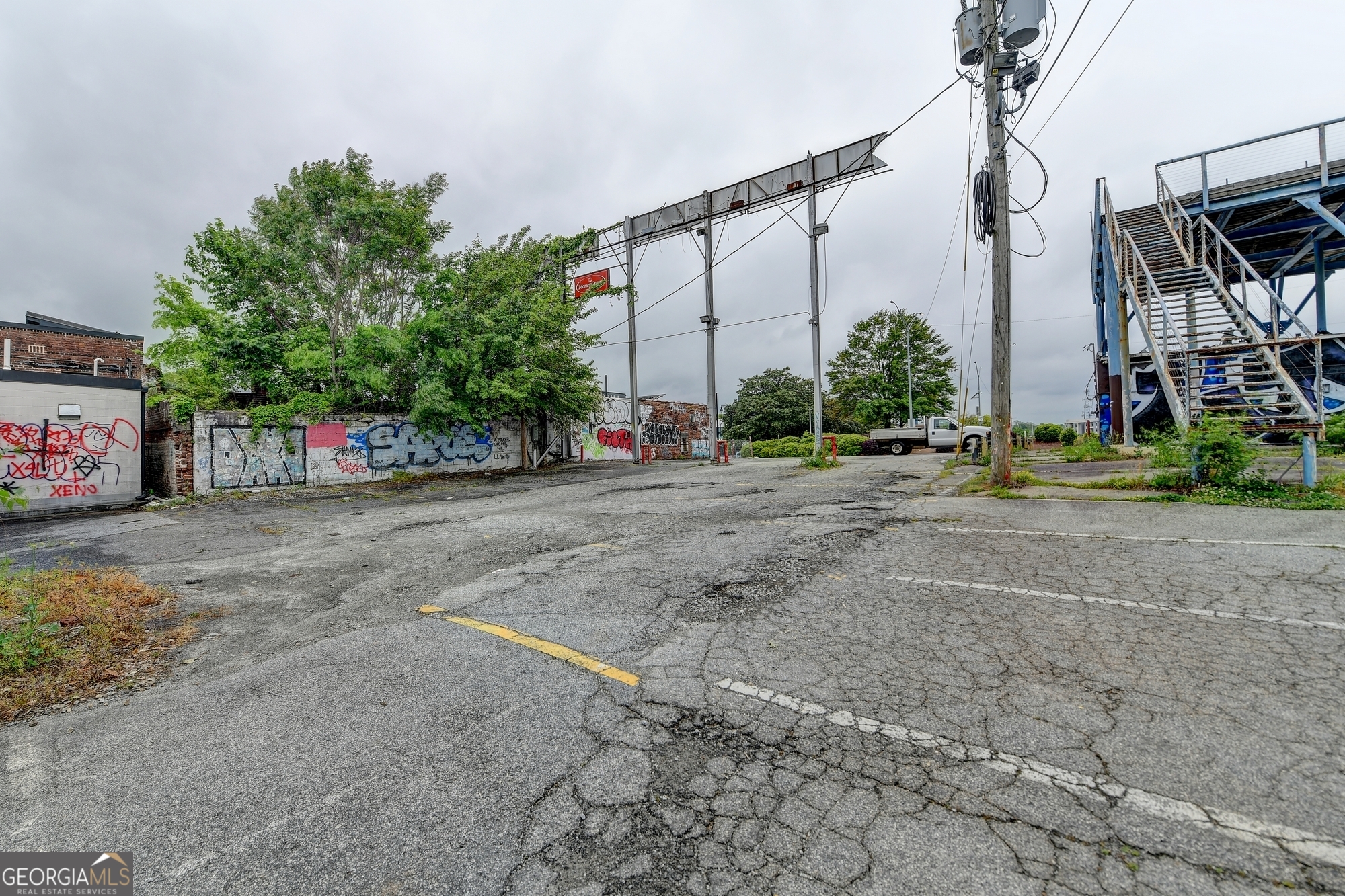 Summerhill - Commercial Sale