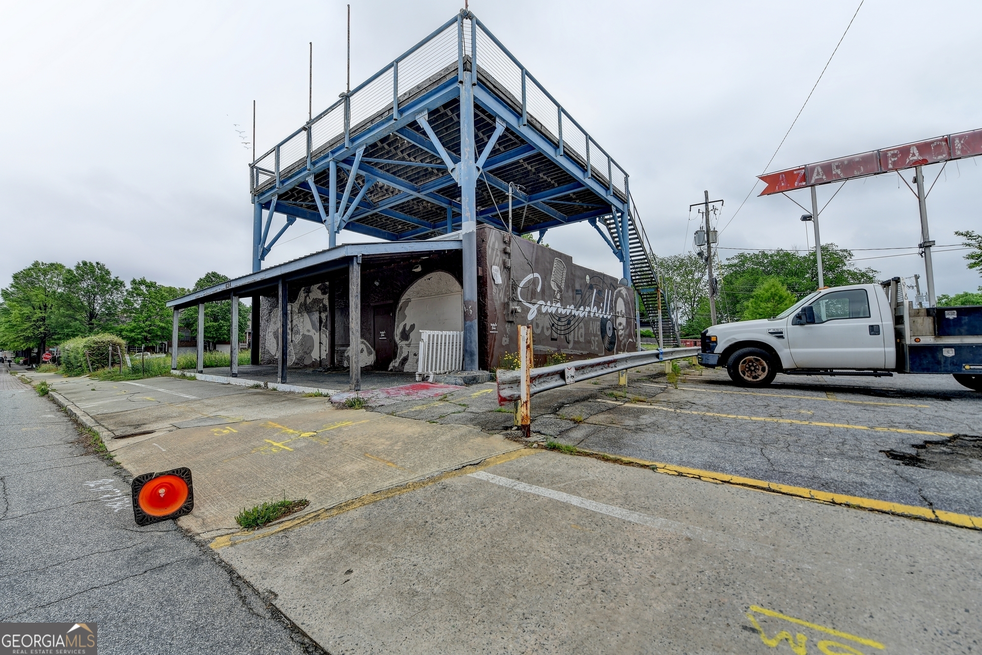 Summerhill - Commercial Sale