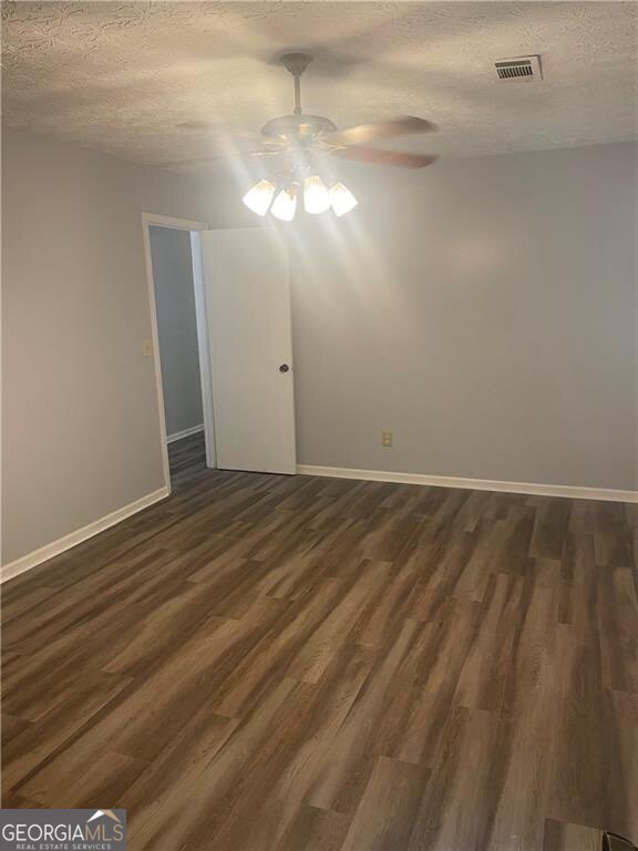 Old Roswell Corners - Residential Lease