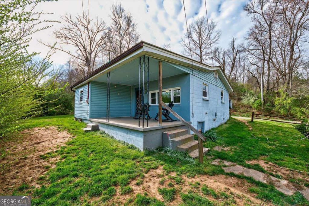 Photo of 19 Scenic Heights Drive, Blue Ridge, GA 30513 (MLS # 10720369)