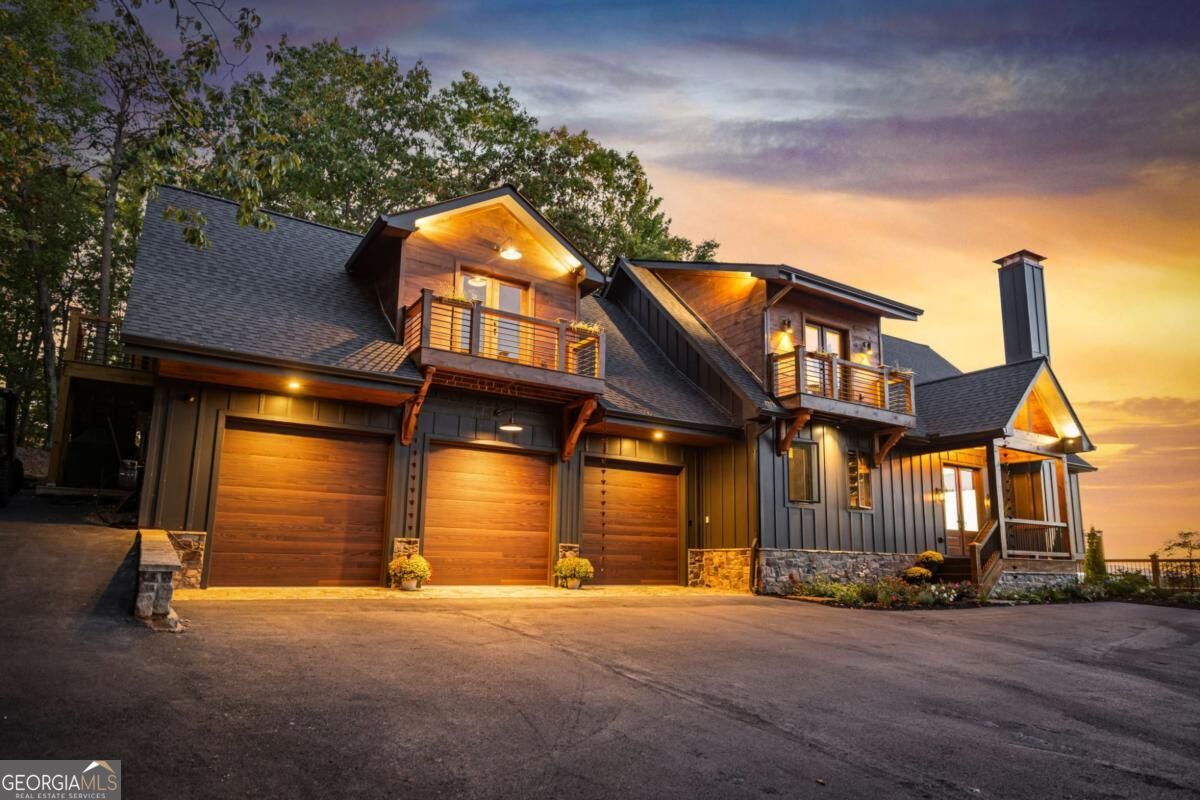 437 Big Valley DR