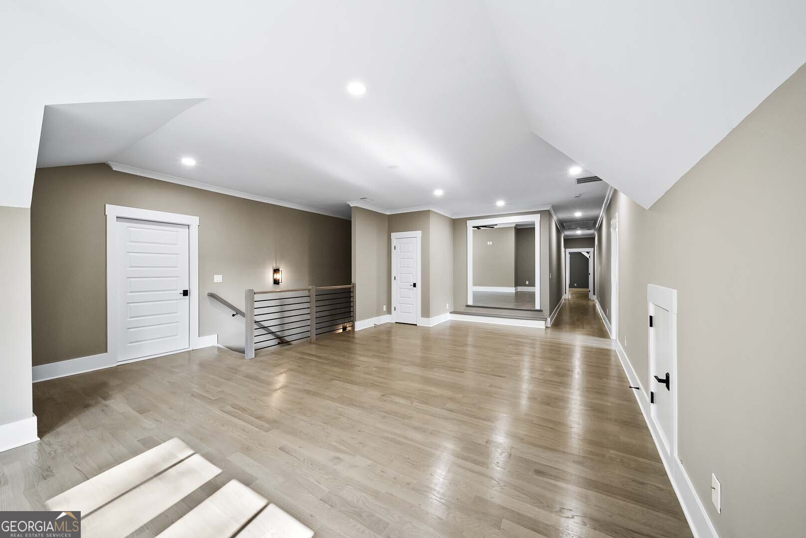 37 Alcovy Springs DR