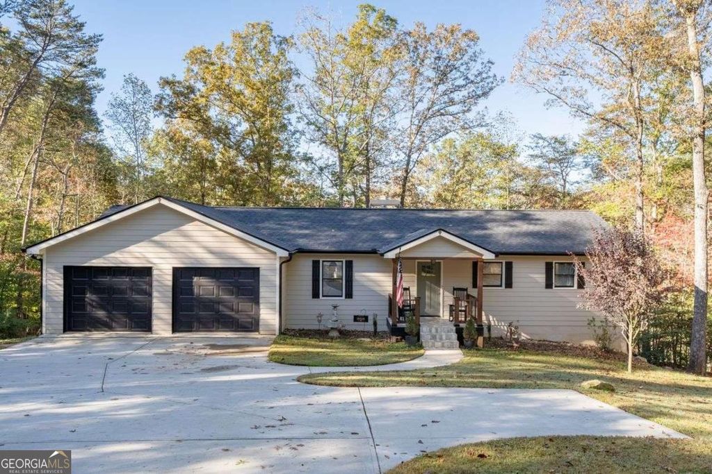 Photo of 128 YOUNG DEER Drive, Dahlonega, GA 30533 (MLS # 10630397)