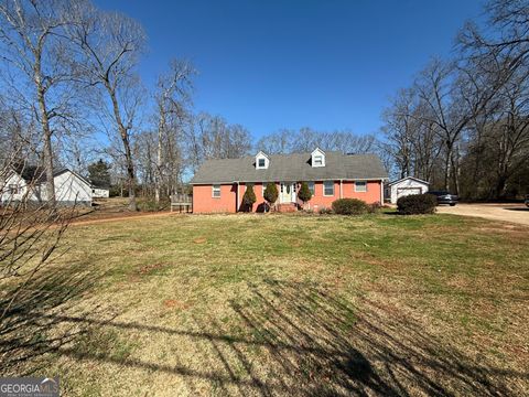 Photo of 2431 high falls Rd, griffin, GA 30332 (MLS # 10697019)