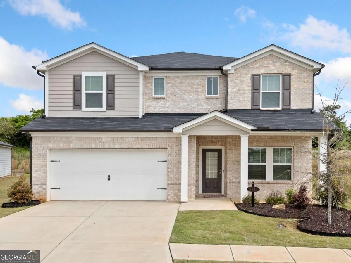 5911 Green Ash Court