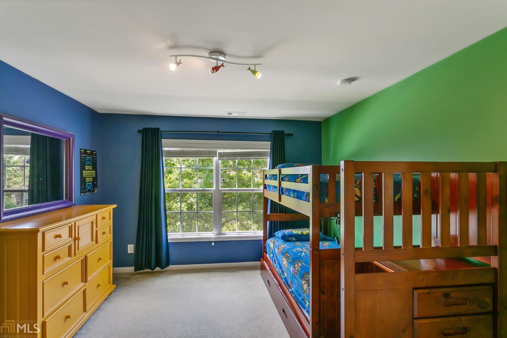 Kingsbridge Pointe - Residential