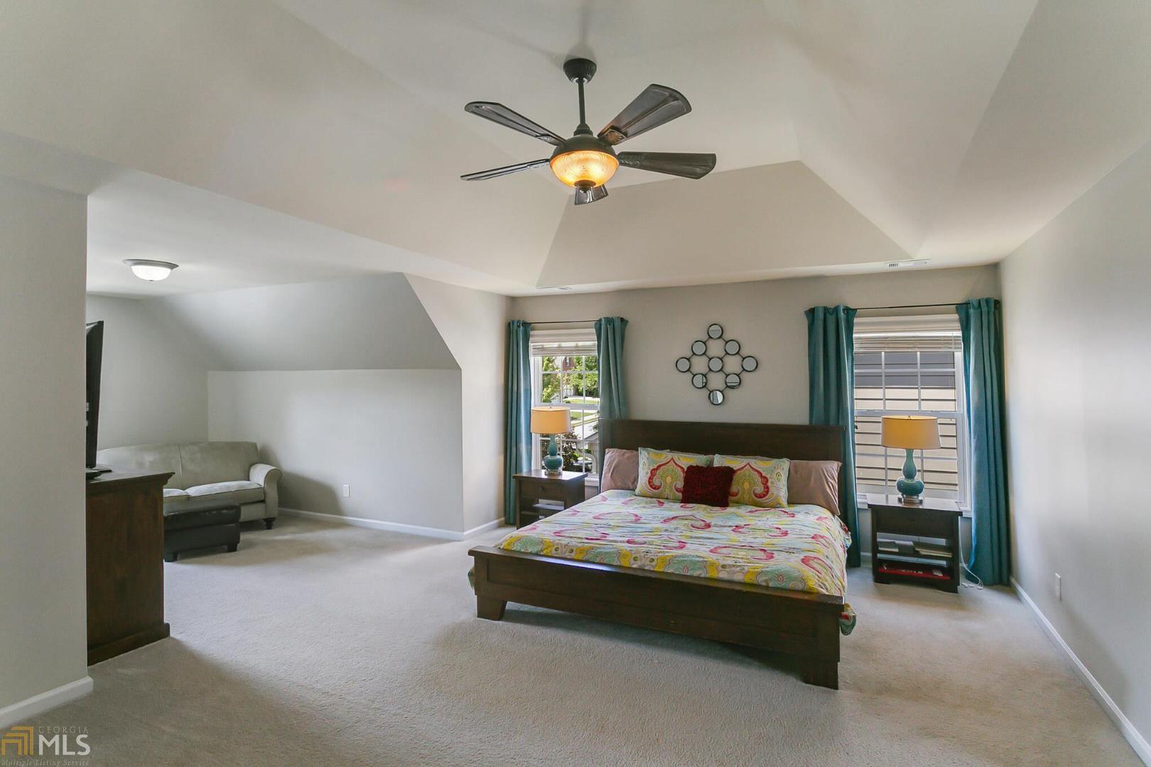Kingsbridge Pointe - Residential