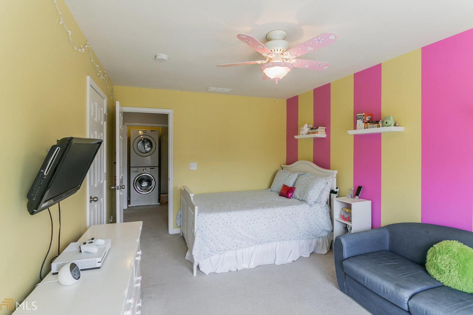 Kingsbridge Pointe - Residential