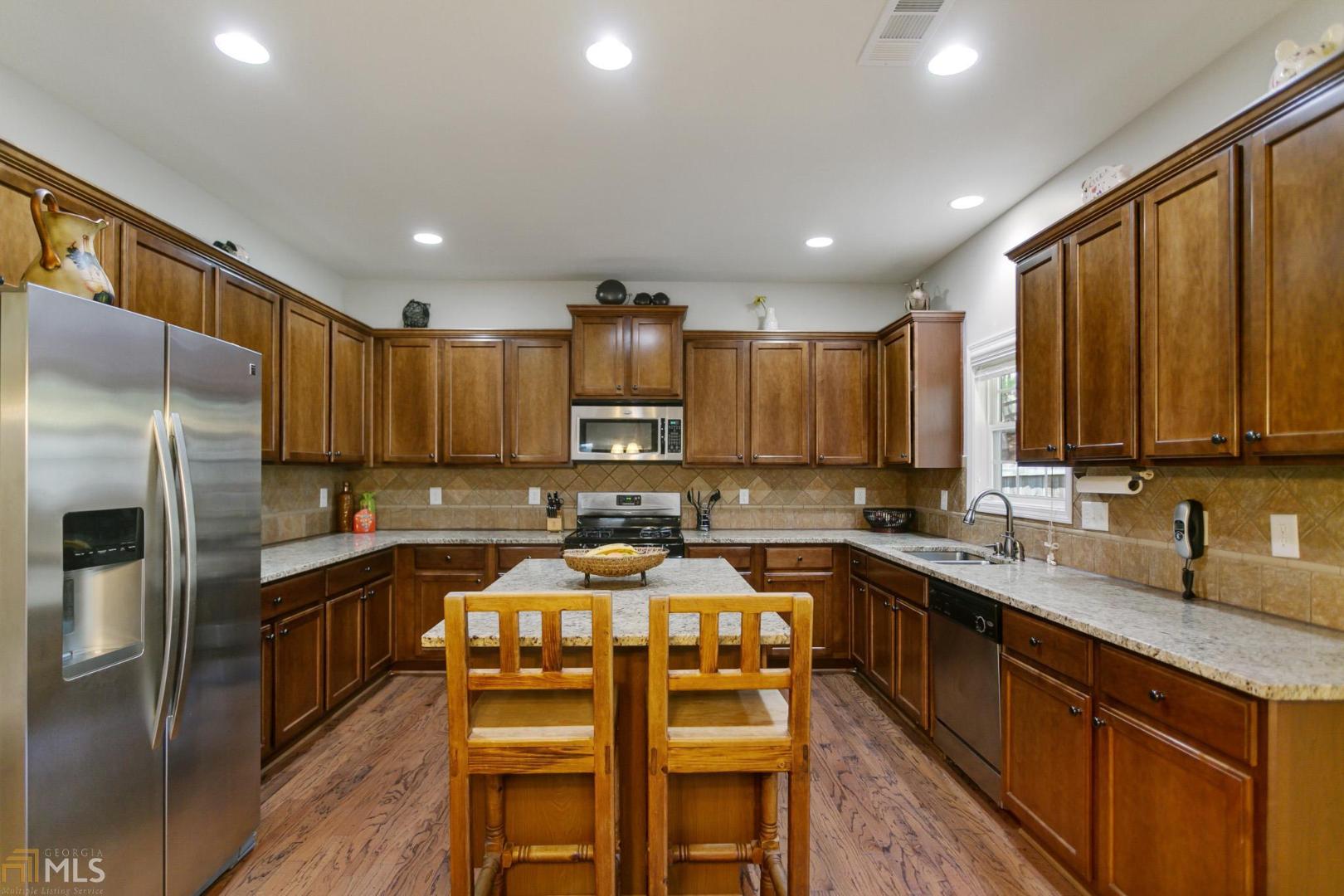 Kingsbridge Pointe - Residential