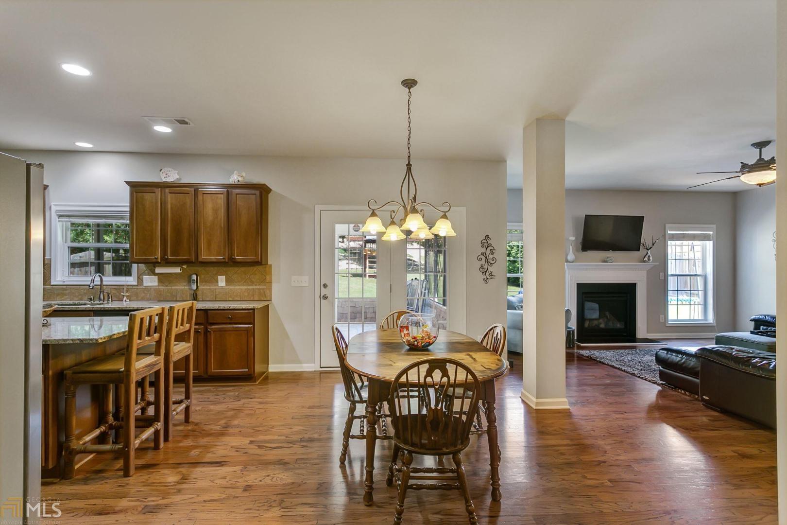Kingsbridge Pointe - Residential