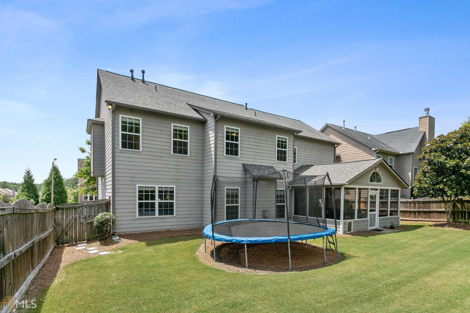 Kingsbridge Pointe - Residential