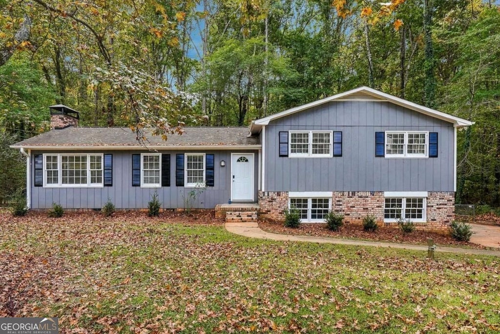 Photo of 1665 Dogwood Lane, Acworth, GA 30102 (MLS # 10881050)