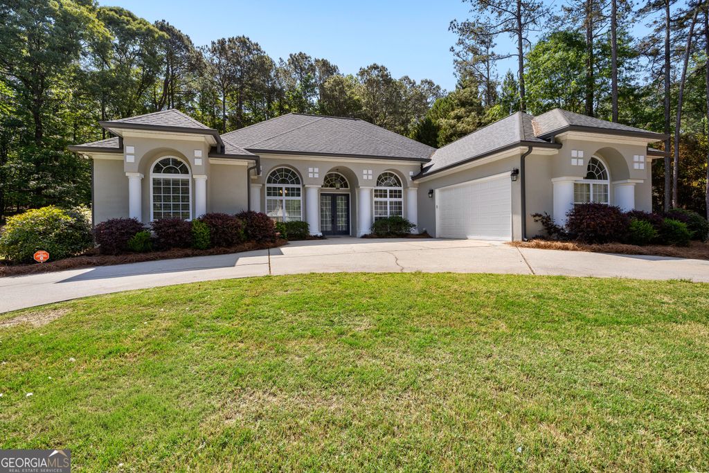 Photo of 212 Arbor Springs North Drive, Newnan, GA 30265 (MLS # 10741347)