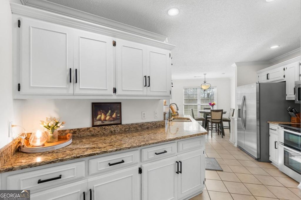 Photo of 2542 Westover Drive, Statesboro, GA 30458 (MLS # 10683810)