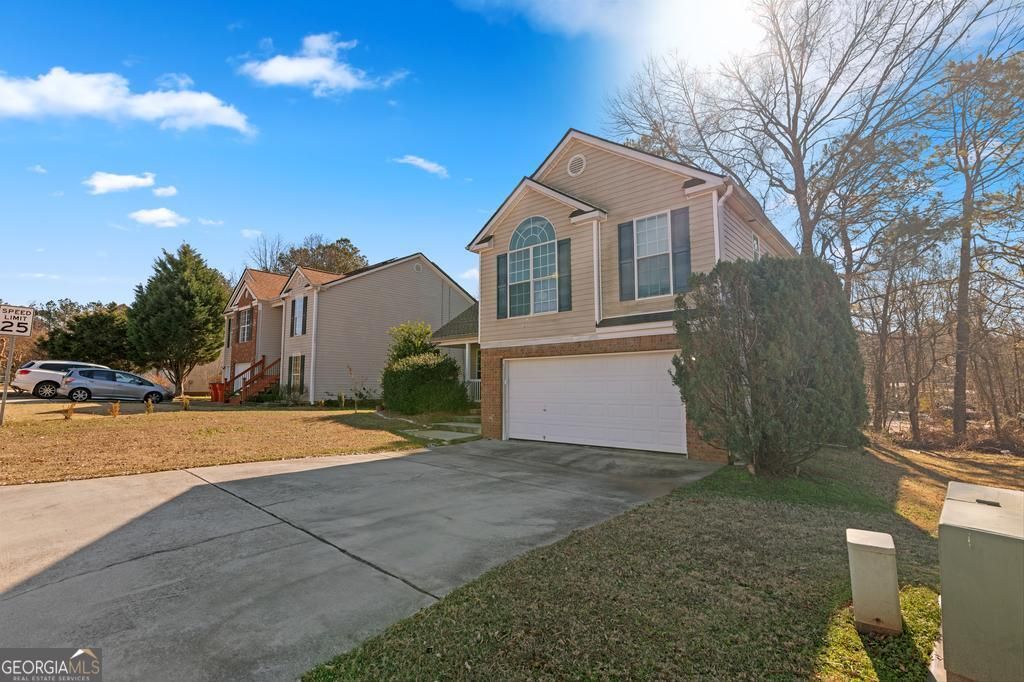 Photo of 5914 Waggoner Court, Rex, GA 30273 (MLS # 10681597)