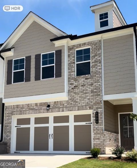 5290 Fox Den RD Oakwood GA 30566