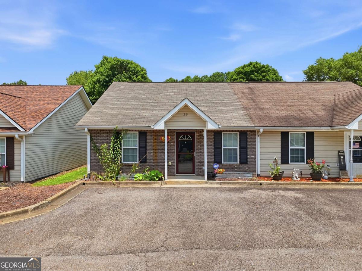 30 Brittany CT 20
