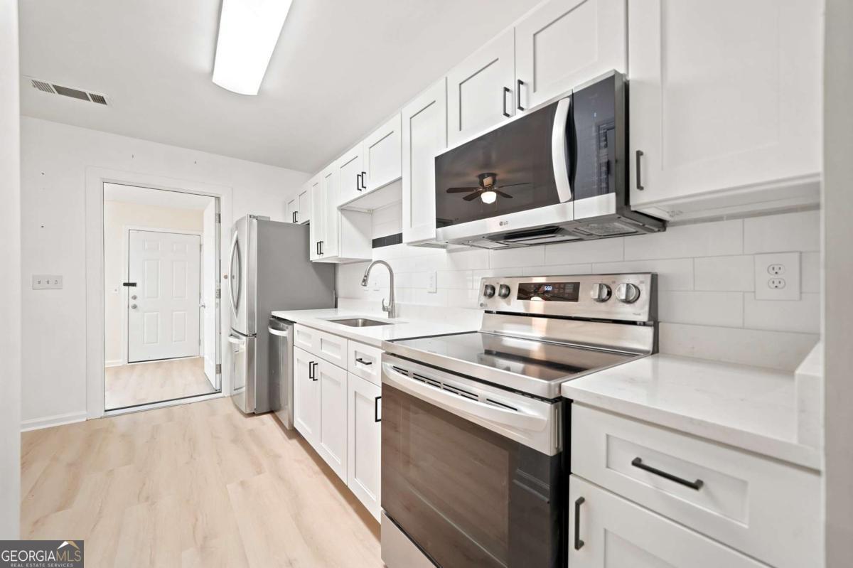 30 Brittany CT 20