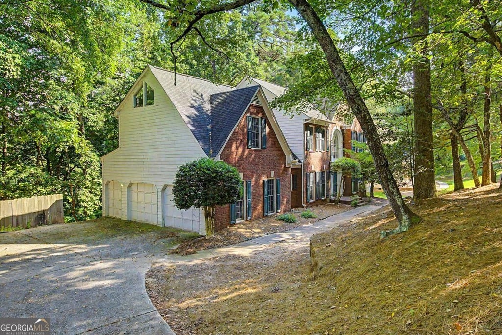 Photo of 2180 Habersham Trace, Cumming, GA 30041 (MLS # 10837690)