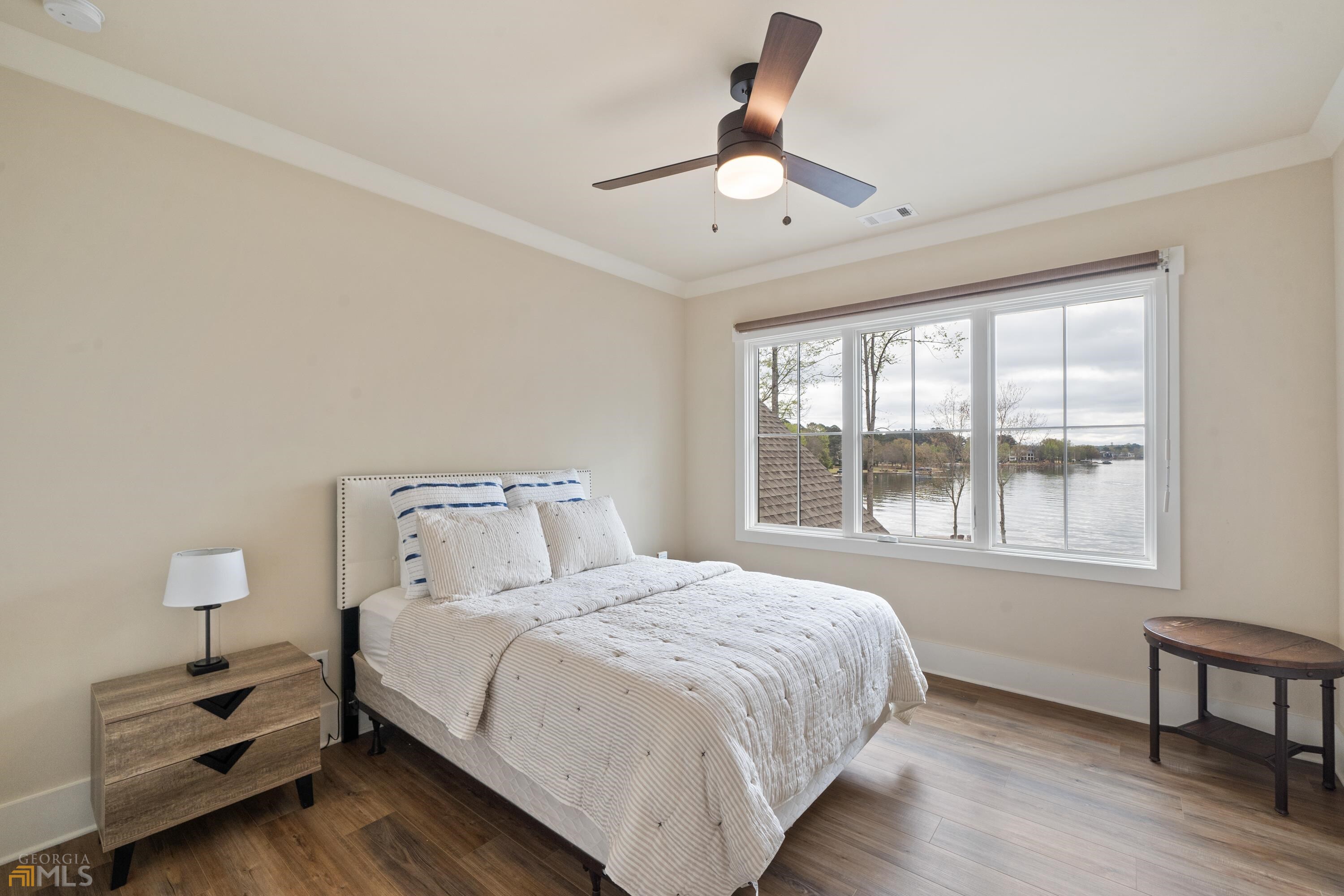 phoenix lake - Residential