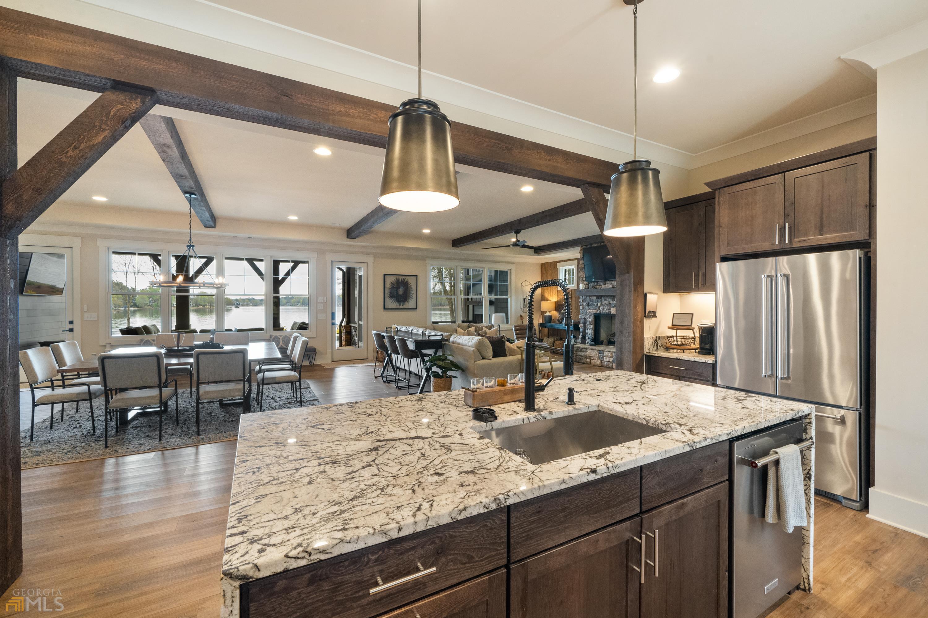 phoenix lake - Residential