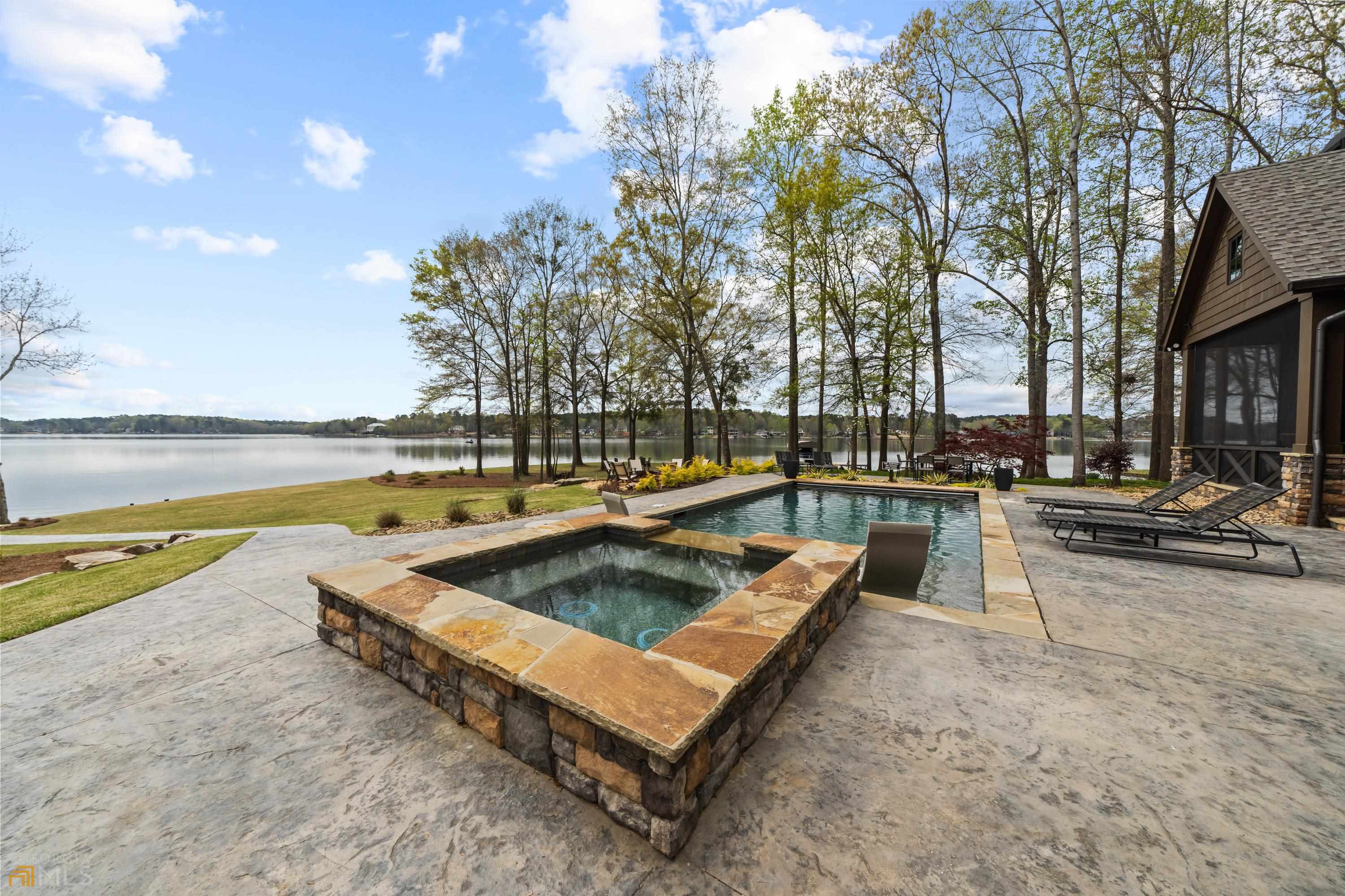 phoenix lake - Residential
