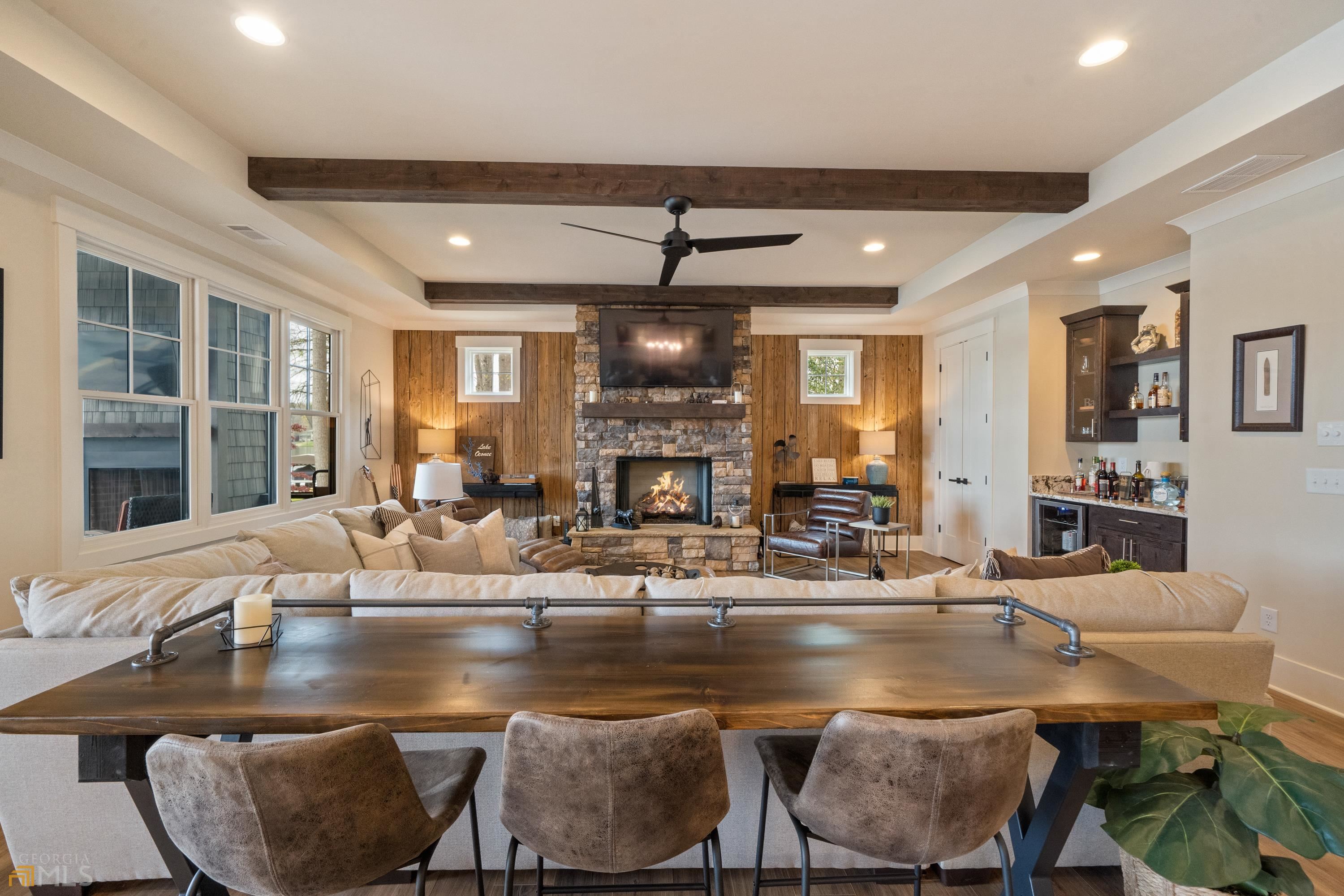 phoenix lake - Residential