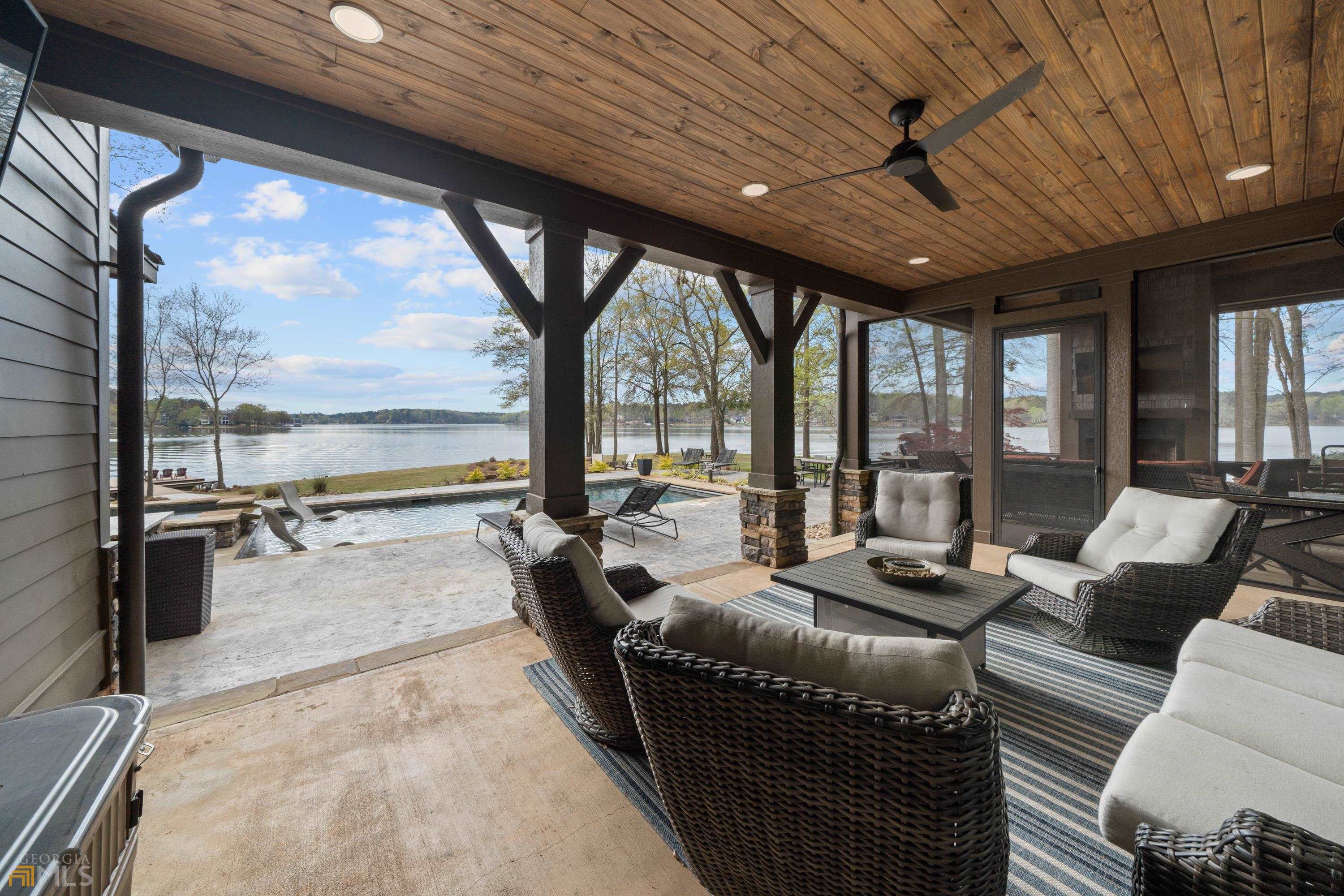 phoenix lake - Residential