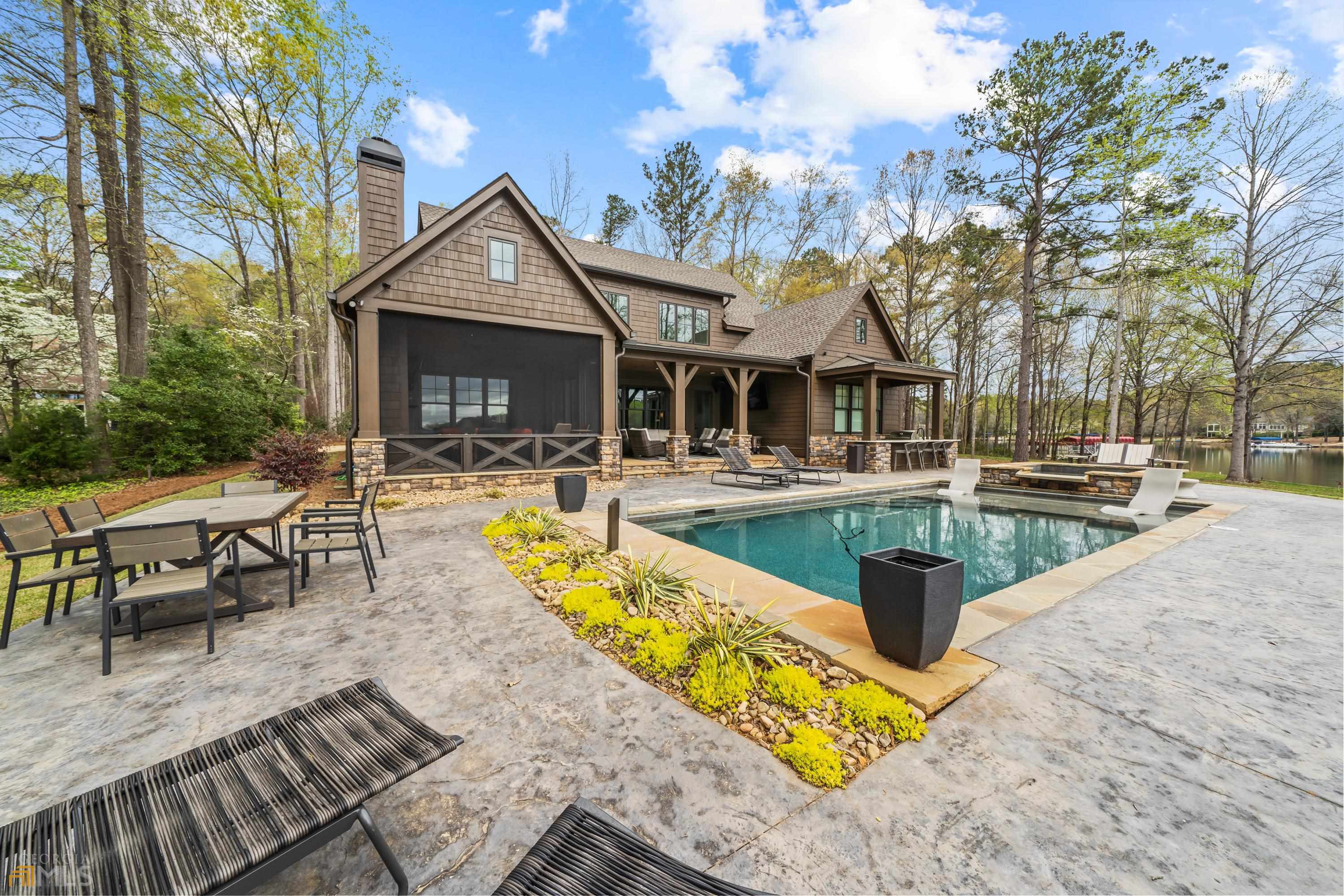 phoenix lake - Residential