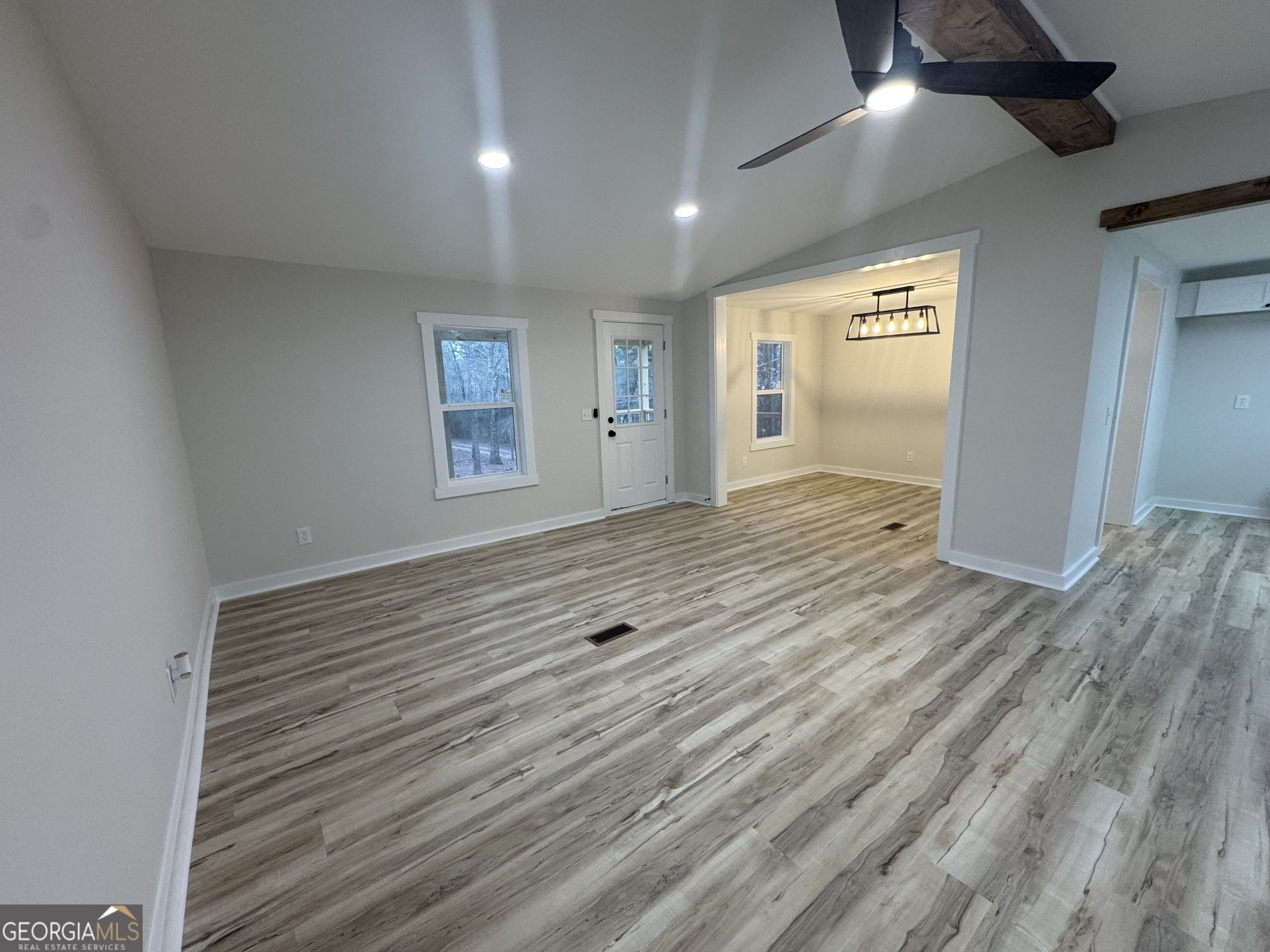 Barnesville, Georgia 30204, United States, 3 Bedrooms Bedrooms, ,2 BathroomsBathrooms,Residential,Active,4076